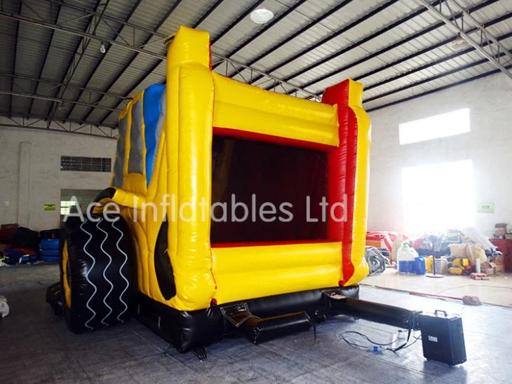 outdoor inflatable bouncy castle with slide
