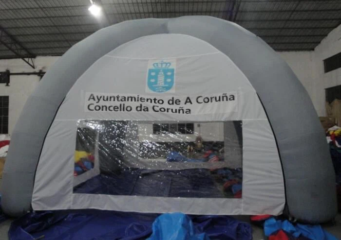 4-leg inflatable spider tent